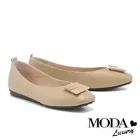 在飛比找momo購物網優惠-【MODA Luxury】時尚雙色方釦全真皮方頭低跟鞋(綠)