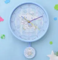 在飛比找Yahoo!奇摩拍賣優惠-鼎飛臻坊 三麗鷗 大耳狗 搖擺 壁掛 時鐘 日本正版