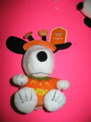 3 Hallmark Halloween Plush Snoopy in A Pumpkin and Glow In The Dark Costumes NEW