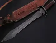 CUSTOM HANDMADE DAMASCUS STEEL HUNTING COMBAT BATTLE READY SWORD WITH SHEATH