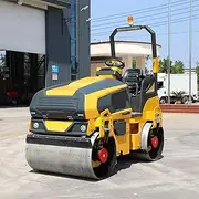Mini Road Roller – Double-Drum Hydraulic Vibrating Roller for Efficient Asphalt & Pavement Compaction – Compact Road Construction Tool for Small Projects