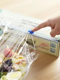 在飛比找樂天市場購物網優惠-保鮮膜切割器 保鮮膜盒子 保鮮紙割刀 韓國進口滑刀式保鮮膜家