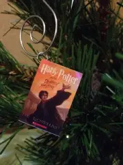 Harry Potter and the Deathly Hallows Mini Book Ornament Christmas Tree