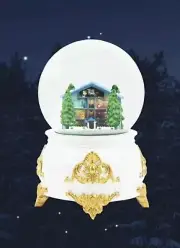 Taylor Swift Lover House Snowglobe Snow Globe New With Box
