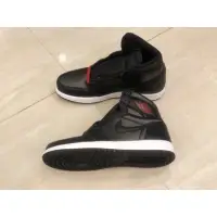 在飛比找蝦皮購物優惠-Nike Air Jordan 1 Black Satin 