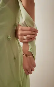 [Akaila Reid] 18K Yellow Gold Diamond, Pearl Ring