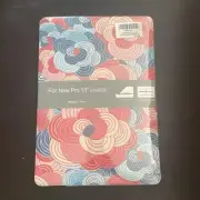 MacBook New Pro 13” 2016-2020 retro floral design hardshell case