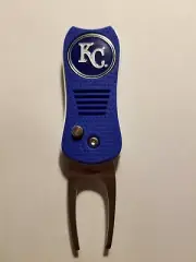 Kansas City Royals 2 Sided Golf Ball Marker w/ Switchfix Switchblade Divot Tool