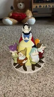 Vintage Disney Cookie Jar - Snow White And The Seven Dwarfs New collectible