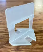 Tile Lippage Leveling Clips 1/16” (1.5mm) 2,000 Pieces