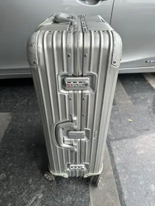 RIMOWA topas 29吋 稀有尺寸  可交流其他RIMOWA箱子 公路車零件 另有報價收回購