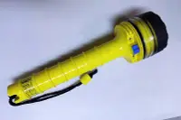 在飛比找Yahoo!奇摩拍賣優惠-TOSHIBA 潛水手電筒零件--贈送--本人賣場湊百元即贈