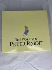 NEW In Box Ashai The World Of Peter Rabbit 5 Piece Collectible Spoon Set