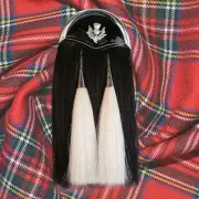 Men's Scottish Horsehair Sporran With Emblem – Full Dress Kilt Accessory