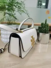 White ToryBurch Baguette BAG PURSE New In Box !! 2025