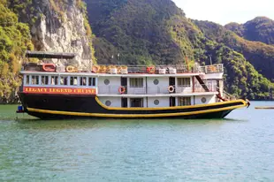 下龍灣遺產遊輪旅館Halong Legacy Cruise