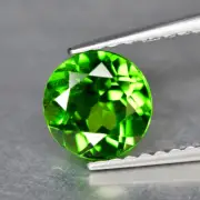 0.95Ct Round _ Superior Sparkling Unheated Chrome Diopside _Russia