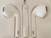 Apple Earpods for iPhone iPod. New.