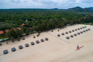 椰樹沙灘度假村Ho Coc Beach Resort