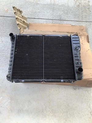 NOS 1969-70 Ford Galaxie 302/351 Radiator C9AZ-8005-A