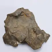 680g Gebel Kamil iron meteorite, Egypt, Space Gift, meteorite, specimen R1814