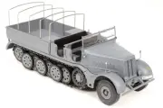 Motor City Classics 1/43 Sd.Kfz.9 Half-Track German Army