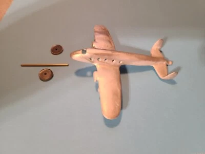 MARX MODERN PEWTER AIRPLANE KIT W/BOMBS