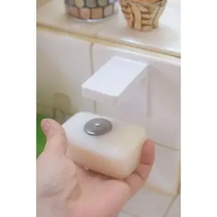 日本 IPSYSTEM 磁吸式肥皂盒 肥皂收納盒 環境整潔 浴室用品 肥皂盒 磁鐵式收納 【小福部屋】