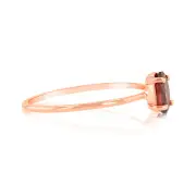 1 Oval Garnet 6x4mm Ring in 9ct Rose Gold, M