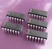 ( 5 PCS ) DM74ALS00N NSC NAND Gate 4-Func 2-Input TTL PDIP14 NOS