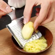 1PC Stainless Steel Masher For Pressing Garlic And Ginger Juice Carrot Crusher