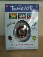 New 2018 Bandai The Original Tamagotchi Gen 1 Virtual Reality Pet Red 8+