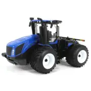 ERTL 1/32 New Holland T9.700 Tractor with LSW Tires Prestige Collection 13943