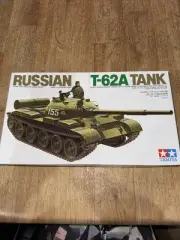 Tamiya 35108 1/35 Russian T-62A Tank, 35108 New