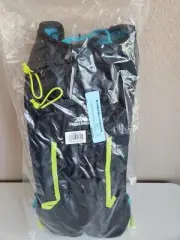 NWT!High Sierra Hydrahike 2.0 4L Hydration Water Backpack, Black, Running/Hiking