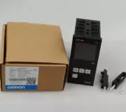 In box Omron E5EZ-R3T Temperature Controller 100-240V No Communication RS-485
