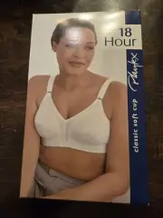 Playtex 18 Hour White Classic Soft Cup Bra 46C 20/27 Wireless Support NOS (K)