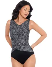 [Miraclesuit Swim] High Neck Underwired One-Piece Shaping Swimsuit in Black/White
