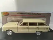 1/43 TRAX TRR95D 1965 Ford XP Falcon Station Wagon – White