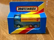 MATCHBOX SUPERFAST #26 VOLVO TILT LORRY FRESH FRUIT CO BLACK BASE England