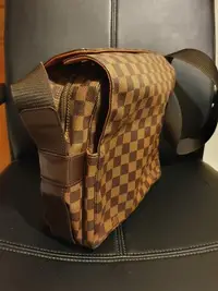 在飛比找Yahoo!奇摩拍賣優惠-Louis Vuitton Damier Naviglio 