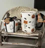 NWT RAE DUNN PEANUTS SNOOPY GHOSTS & BATS HALLOWEEN MEASURING CUPS & MUG