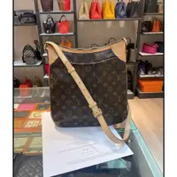 在飛比找PopChill優惠-[二手] Lv bag monogram crossbody