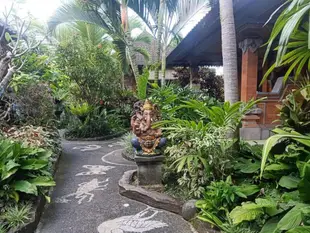 烏布家庭旅館Family Guest House Ubud