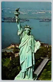 c1960s Postcard Statue of Liberty Liberty Island New York CA vintage