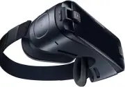 Samsung Gear VR R324NZAAXAR W/ CONTROLLER Powered by Oculus - Black