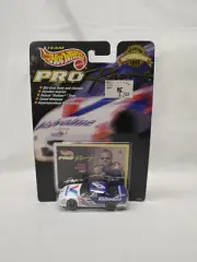 1997 Hot Wheels Pro 1:64 Mark Martin #6 Valvoline Ford Thunderbird Diecast