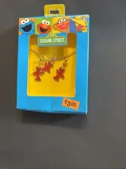 1998 Sesame Street Elmo Clip On Earrings And Necklace Set kb