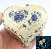 WHITE TIN ALLOY HEART MUSIC BOX : HOWLS MOVING CASTLE
