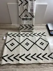 Arrow Placemats Beige/ Black Arrow Set Of 8